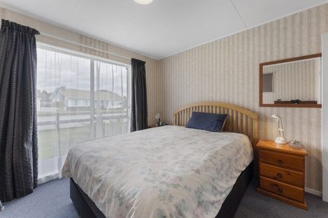 Photo of property in 101 Ryder Crescent, Levin, 5510