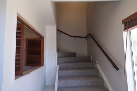 Photo of property in 7a Lyttelton Avenue, Forrest Hill, Auckland, 0620