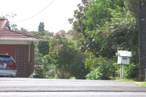 Photo of property in 3/305 Great North Road, Henderson, Auckland, 0612