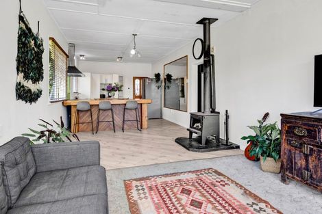 Photo of property in 18 Cumming Street, Okato, 4335