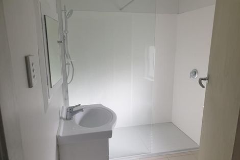 Photo of property in 15a Northcote Road, Northcote, Christchurch, 8052