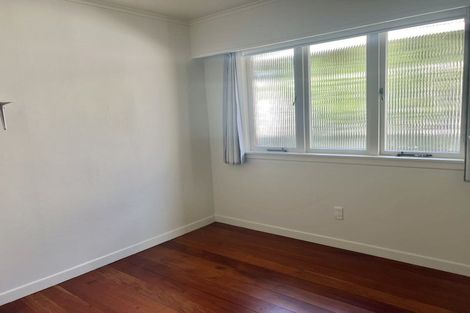 Photo of property in 31 Onewa Road, Northcote, Auckland, 0627