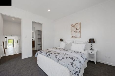 Photo of property in 52 Whakairo Crescent, Gulf Harbour, Whangaparaoa, 0930