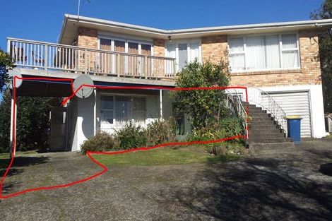 Photo of property in 18 Barron Drive, Green Bay, Auckland, 0604