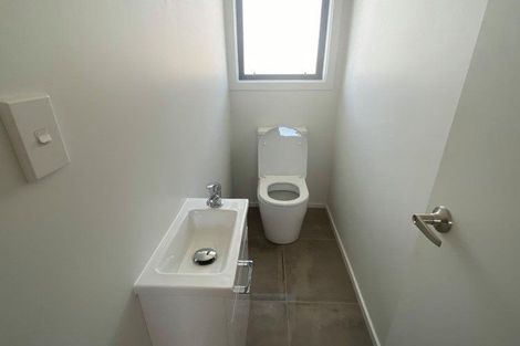 Photo of property in 115 Queens Road, Waikanae Beach, Waikanae, 5036