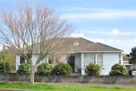 Photo of property in 49/49a Woodleigh Street, Frankleigh Park, New Plymouth, 4310