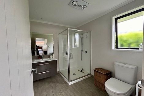 Photo of property in 58 Sandhurst Drive, Papamoa Beach, Papamoa, 3118