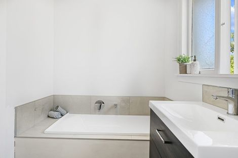 Photo of property in 492 Innes Road, Mairehau, Christchurch, 8052