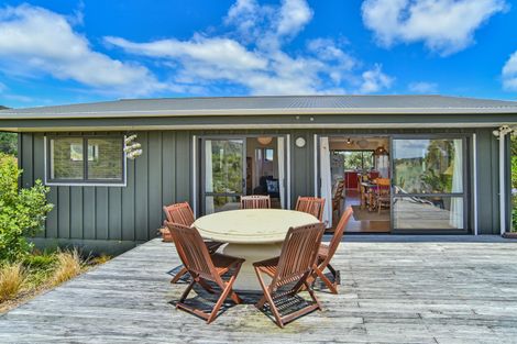 Photo of property in 38 Cordyline Road, Port Waikato, Tuakau, 2695