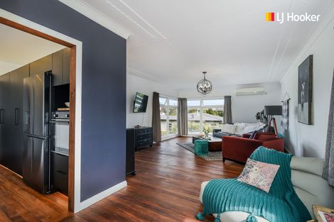 Photo of property in 43 Duckworth Street, Andersons Bay, Dunedin, 9013