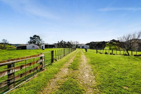 Photo of property in 2625 Ohura Road, Strathmore, Stratford, 4392