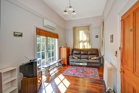 Photo of property in Hawthorn House, 16 Hawthorn Avenue, Mornington, Dunedin, 9011