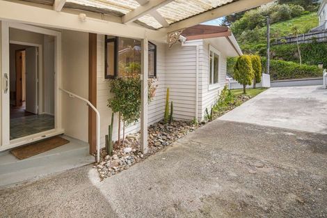 Photo of property in 7 Montreal Grove, Kingston, Wellington, 6021