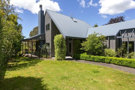 Photo of property in 34 Matuku Street, Two Mile Bay, Taupo, 3330