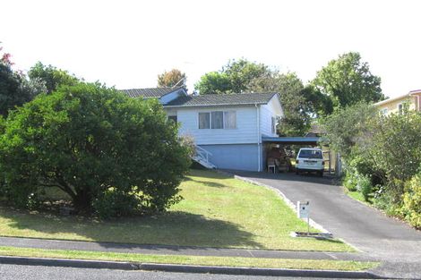 Photo of property in 8 Palliser Lane, Browns Bay, Auckland, 0630