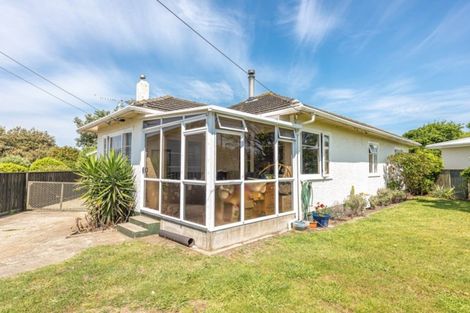 Photo of property in 39 Hood Street, Castlecliff, Whanganui, 4501