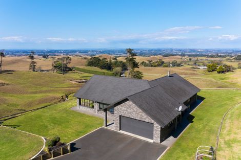 Photo of property in 63 Aldred Road, Karioitahi, Waiuku, 2683