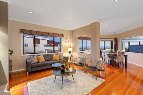 Photo of property in 10 Ascot Way, Orewa, 0931