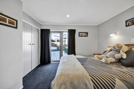 Photo of property in 280 Austin Road, Normanby, Hawera, 4673