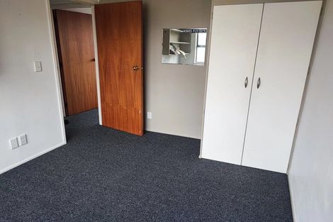 Photo of property in 12 Meadowvale Avenue, Forrest Hill, Auckland, 0620