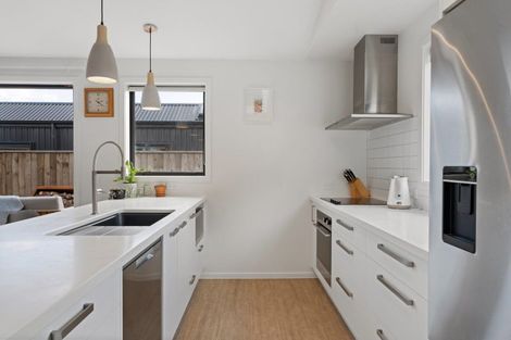 Photo of property in 43 Bannister Street, Jacks Point, Queenstown, 9371