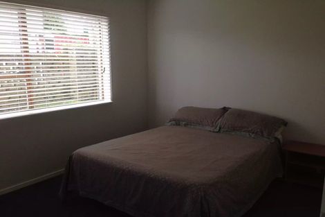 Photo of property in 1/73 Bramley Drive, Farm Cove, Auckland, 2012