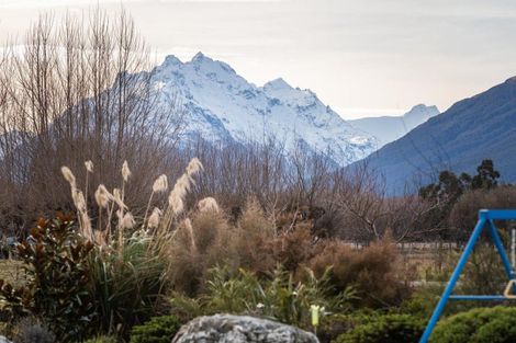 Photo of property in 34 Birley Rise, Glenorchy, 9372