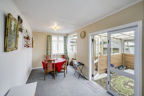 Photo of property in 57 Taradale Road, Onekawa, Napier, 4110