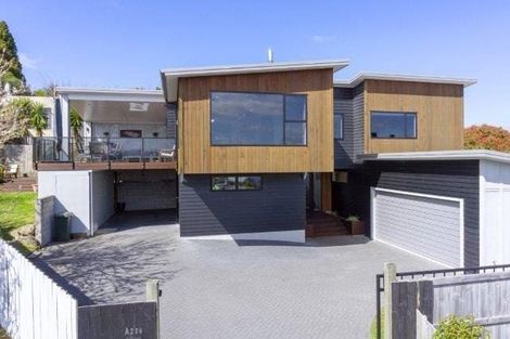 Photo of property in 206a Lake Terrace, Hilltop, Taupo, 3330