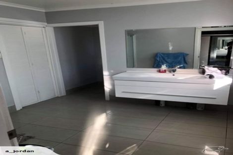 Photo of property in 79 Hinau Street, Riccarton, Christchurch, 8041