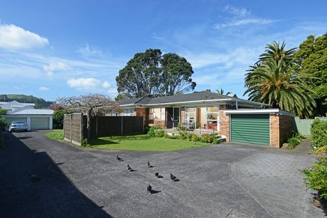 Photo of property in 1/6 Pencarrow Avenue, Mount Eden, Auckland, 1024