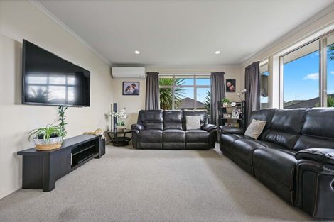 Photo of property in 6 Locksley Lane, Hamilton East, Hamilton, 3216