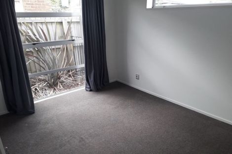 Photo of property in 53 Lyndon Street, Riccarton, Christchurch, 8041