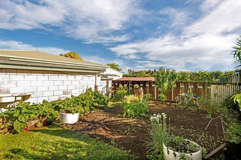 Photo of property in 5 Toru Street, Makaraka, Gisborne, 4010