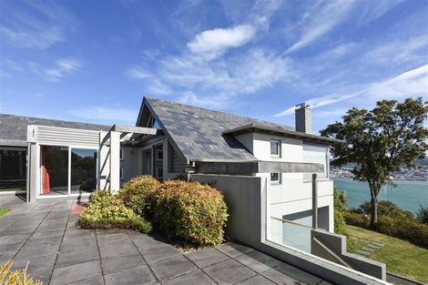 Photo of property in 17 Cornwall Street, Vauxhall, Dunedin, 9013