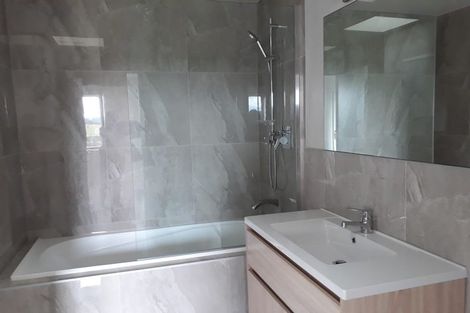 Photo of property in 10 Saddleback Crescent, Papakura, 2110