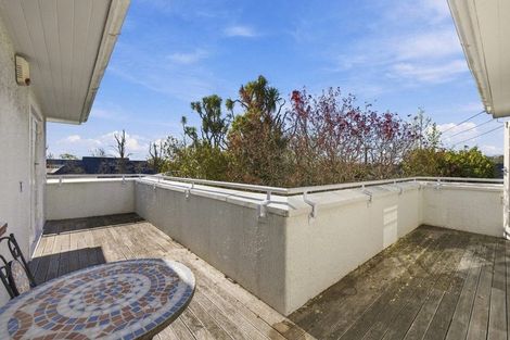 Photo of property in 17 Hamilton Avenue, Ilam, Christchurch, 8041
