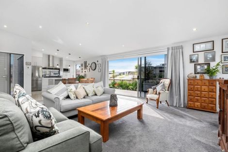 Photo of property in 29 Rochfort Crescent, Pyes Pa, Tauranga, 3112