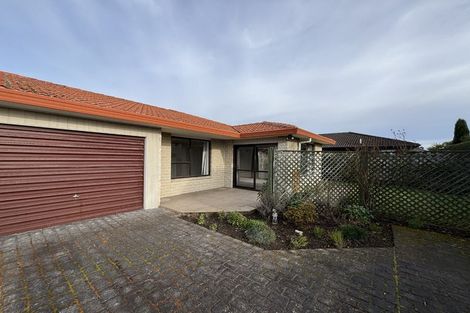 Photo of property in 2/7 Highsted Road, Bishopdale, Christchurch, 8053