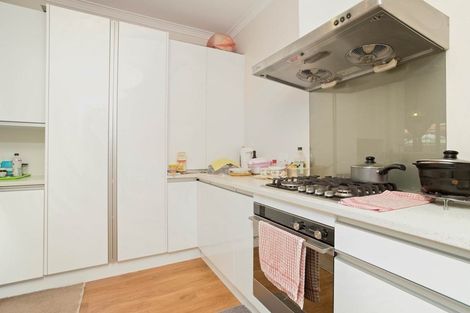Photo of property in 17 Jasper Avenue, Mount Roskill, Auckland, 1041