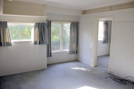 Photo of property in 4 Griffen Park Road, Mount Roskill, Auckland, 1041