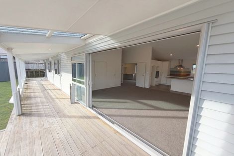 Photo of property in 1321b Papamoa Beach Road, Papamoa Beach, Papamoa, 3118