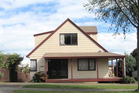 Photo of property in 56 Osprey Drive, Welcome Bay, Tauranga, 3112