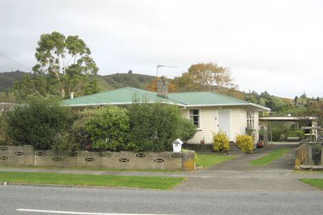 Photo of property in 14 Horoeka Street, Stokes Valley, Lower Hutt, 5019