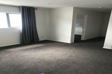 Photo of property in 98 Cardiff Road, Pakuranga, Auckland, 2010