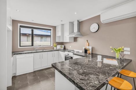 Photo of property in 30 Kent Street, Riversdale, 9776