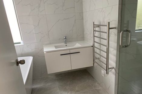 Photo of property in 29 Pukatea Avenue, Albany, Auckland, 0632