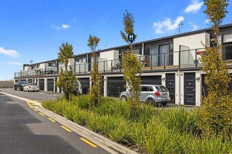 Photo of property in 20/22 Ashley Place, Papamoa Beach, Papamoa, 3118