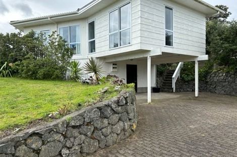 Photo of property in 9 Waiheke Street, Waikanae Beach, Waikanae, 5036