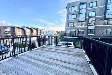 Photo of property in 102/5 Rauemi Way, Te Atatu South, Auckland, 0610